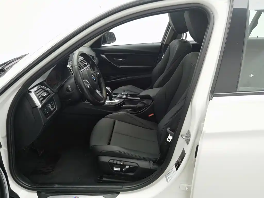 BMW 3 Series — миниатюра 10