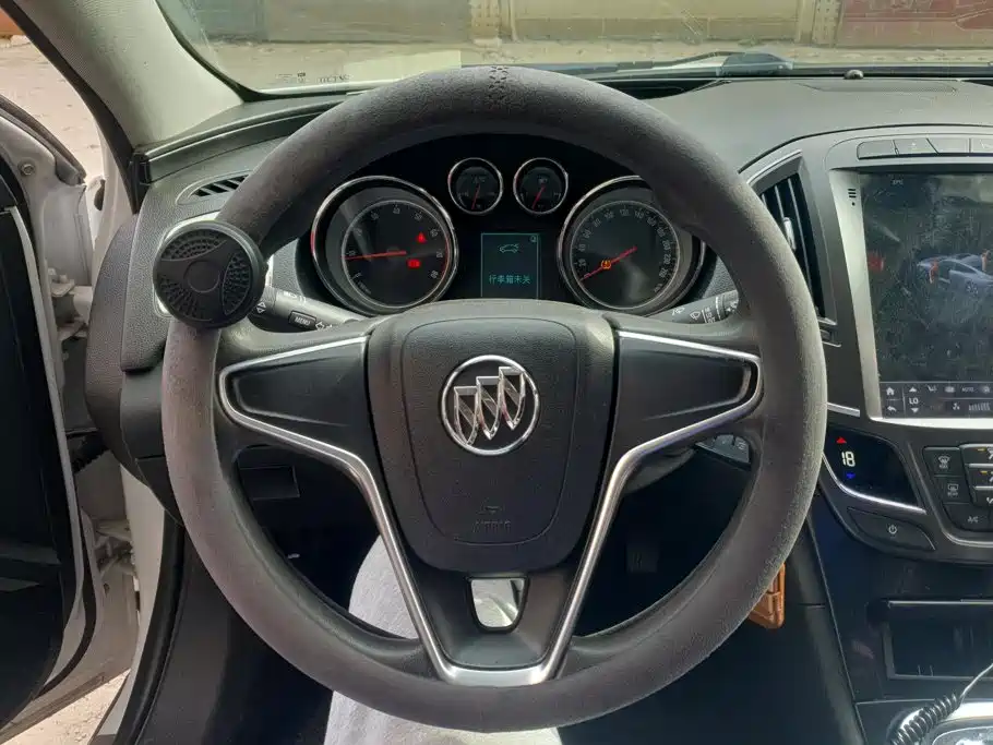 Buick Regal — миниатюра 15