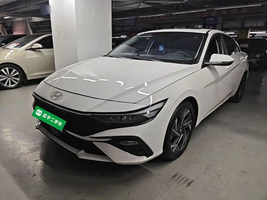 Hyundai Elantra — миниатюра 2