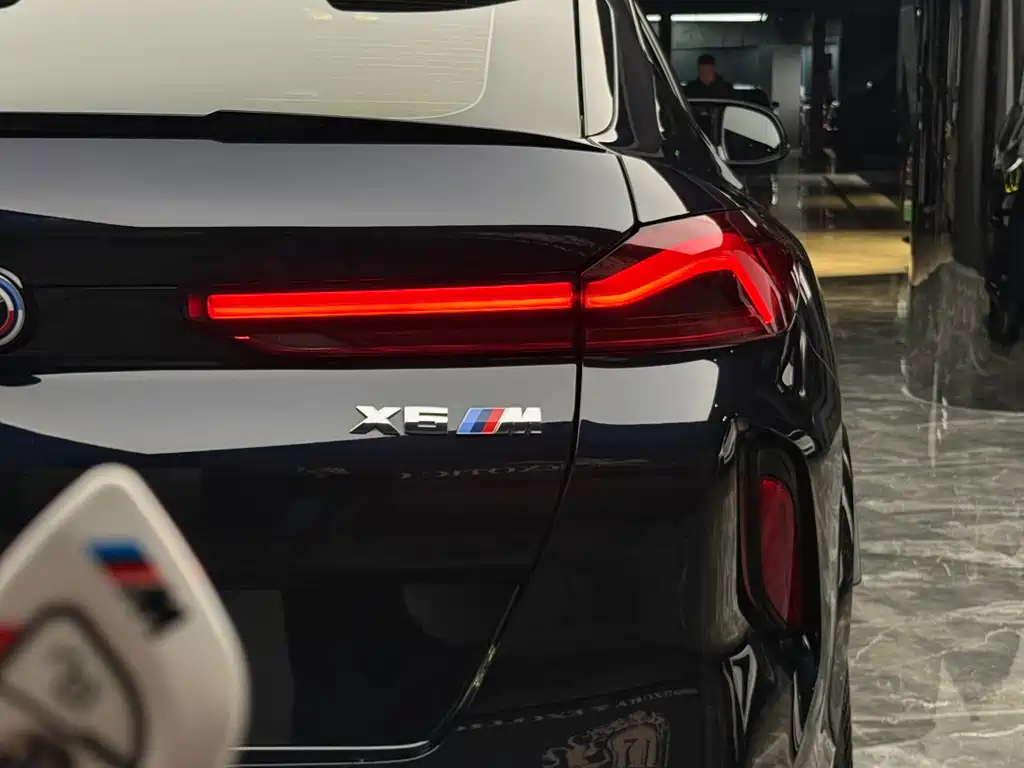 BMW X6 M