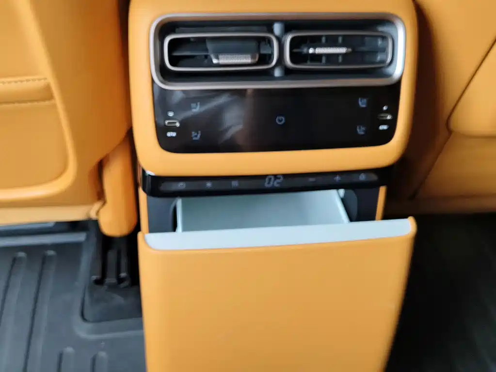 Li Auto Li i6 — миниатюра 24