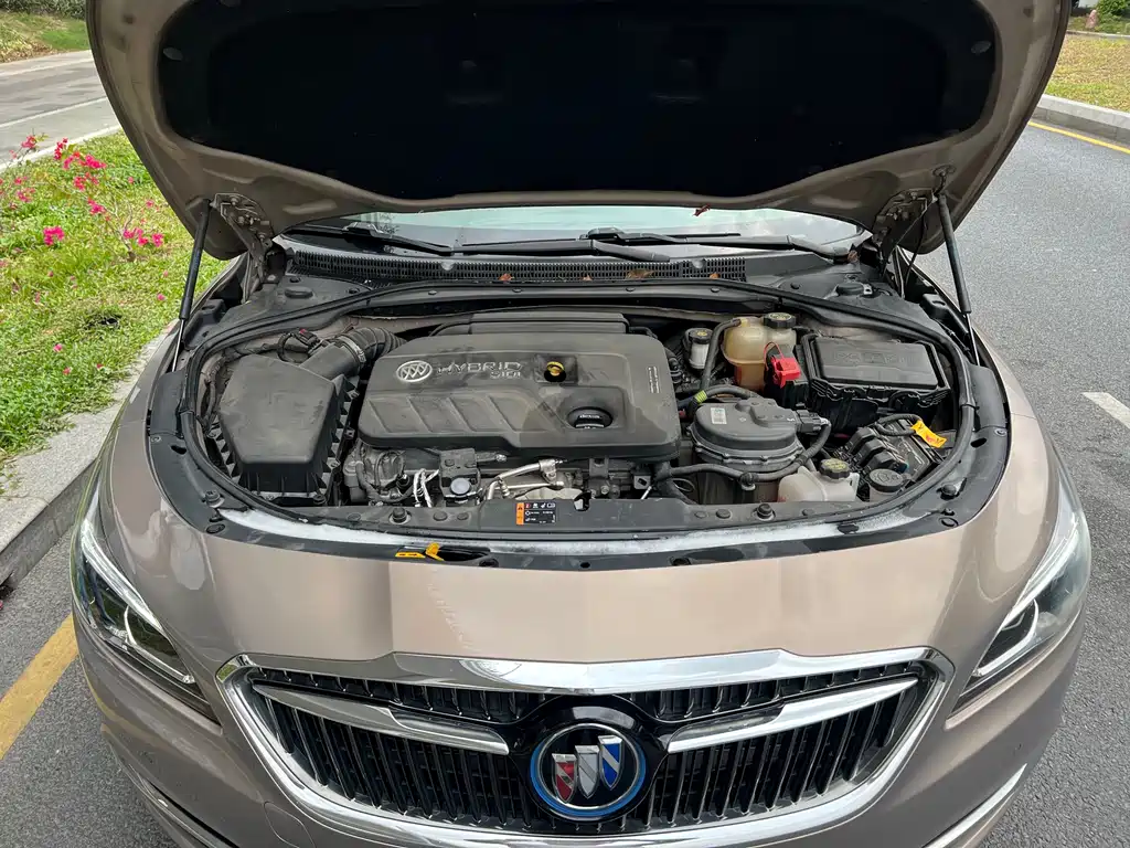 Buick LaCrosse 2016 30H Luxury
