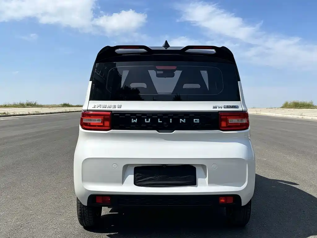 Wuling MINIEV — миниатюра 8