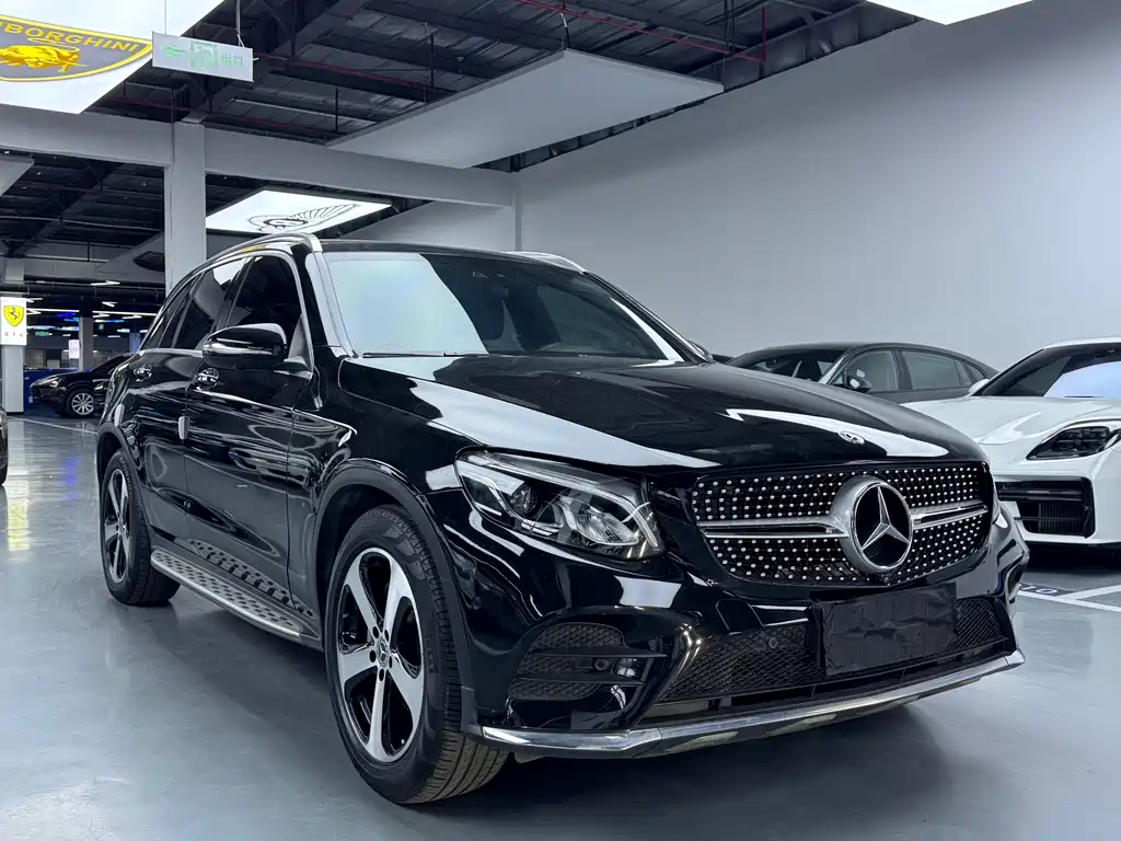 Mercedes-Benz GLC 2018 GLC 260 4MATIC Luxury