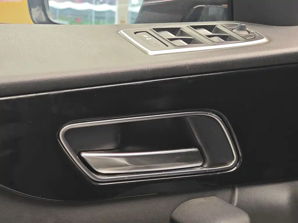 Jaguar F-Pace 2018 2.0T Premium