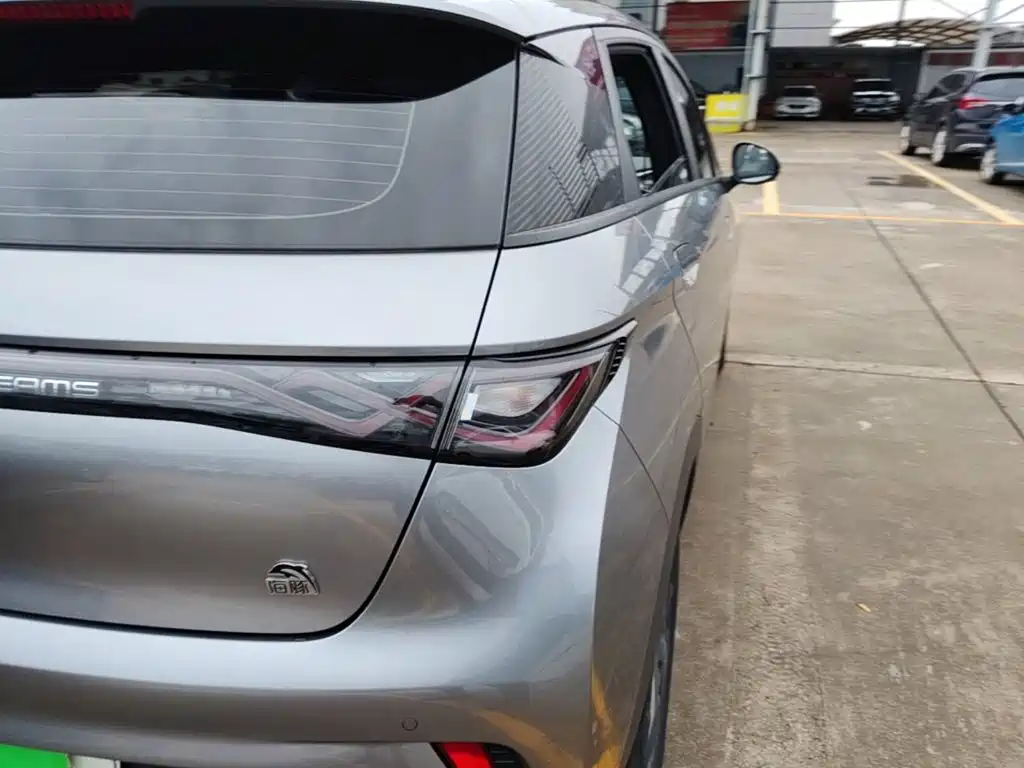 BYD Dolphin — миниатюра 8