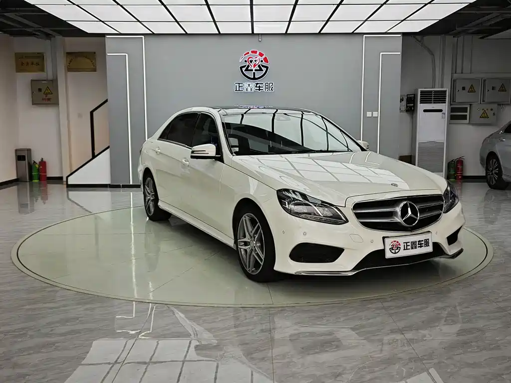 Mercedes-Benz E-Class — миниатюра 3