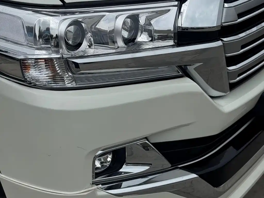 Toyota Land Cruiser 4.0L V6 Middle East Base Edition, фото 14