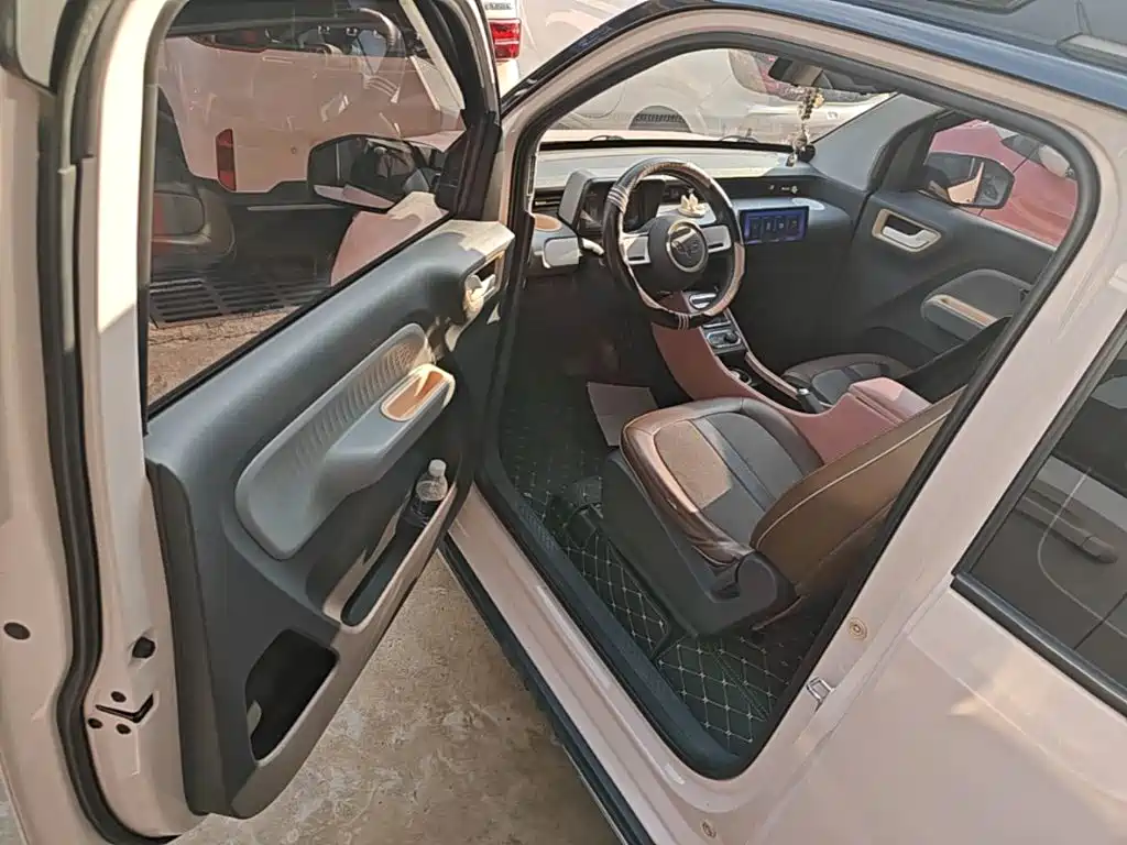 Wuling MINIEV — миниатюра 16