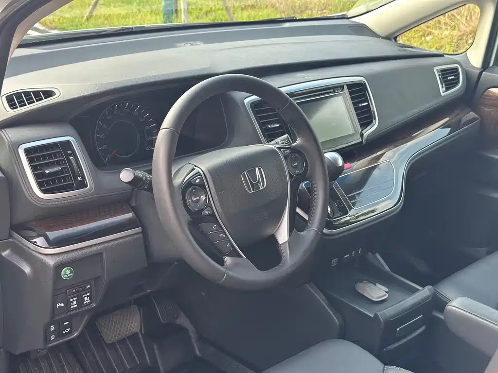 Honda Odyssey — миниатюра 7