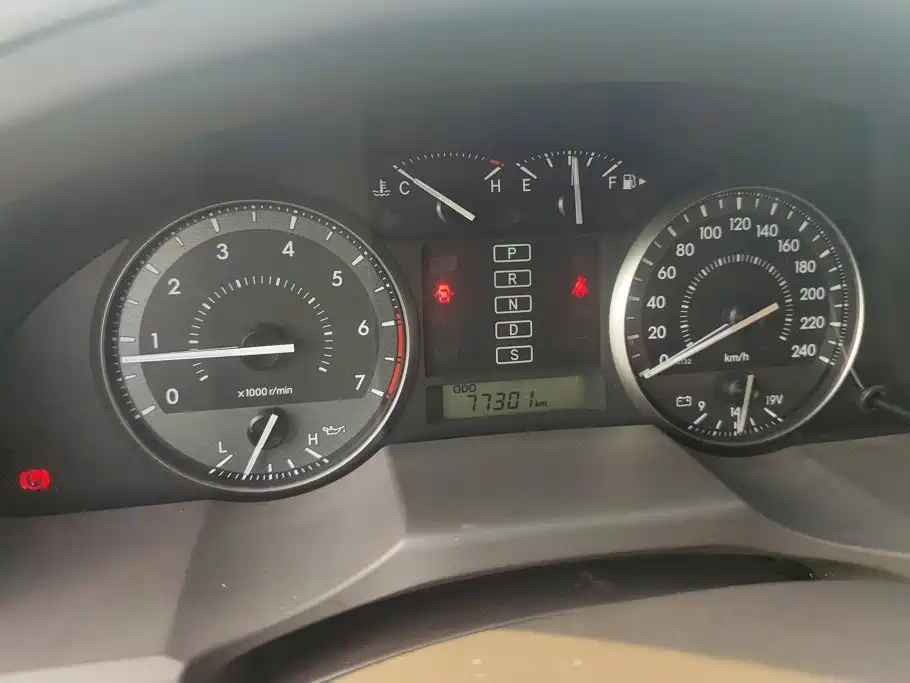 Toyota Land Cruiser — миниатюра 14