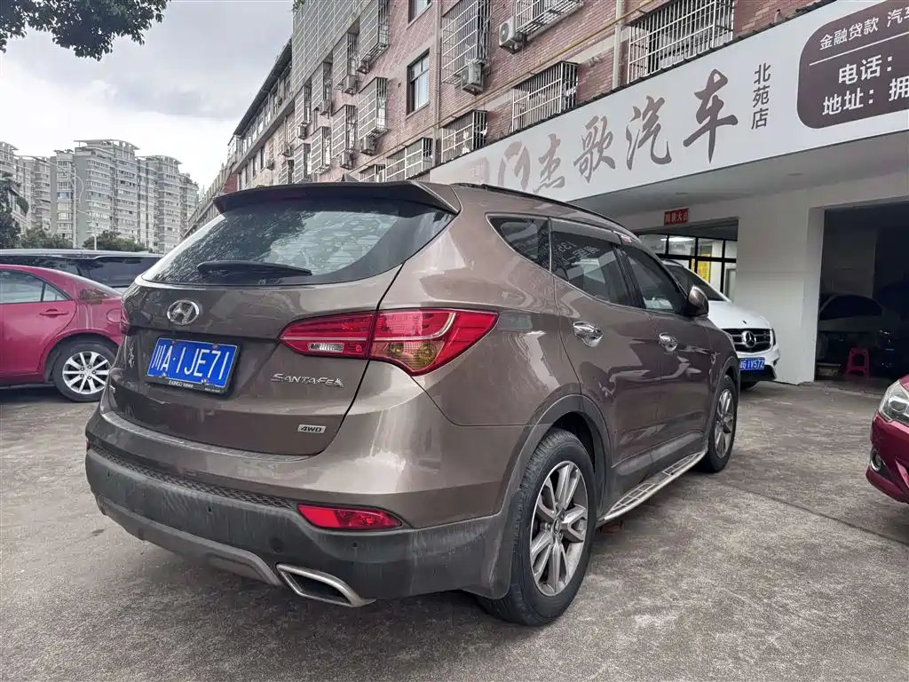 Hyundai Santa Fe — миниатюра 7
