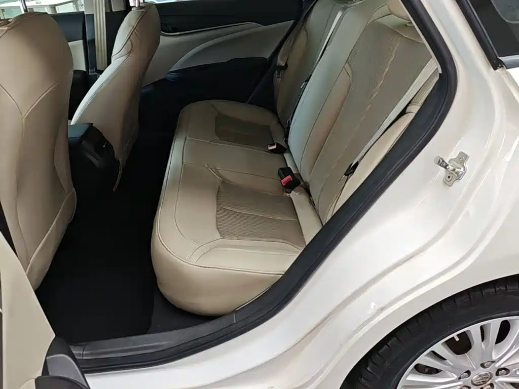 Buick Excelle — миниатюра 17