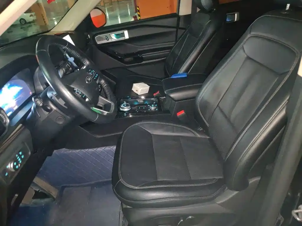 Ford Explorer — миниатюра 11