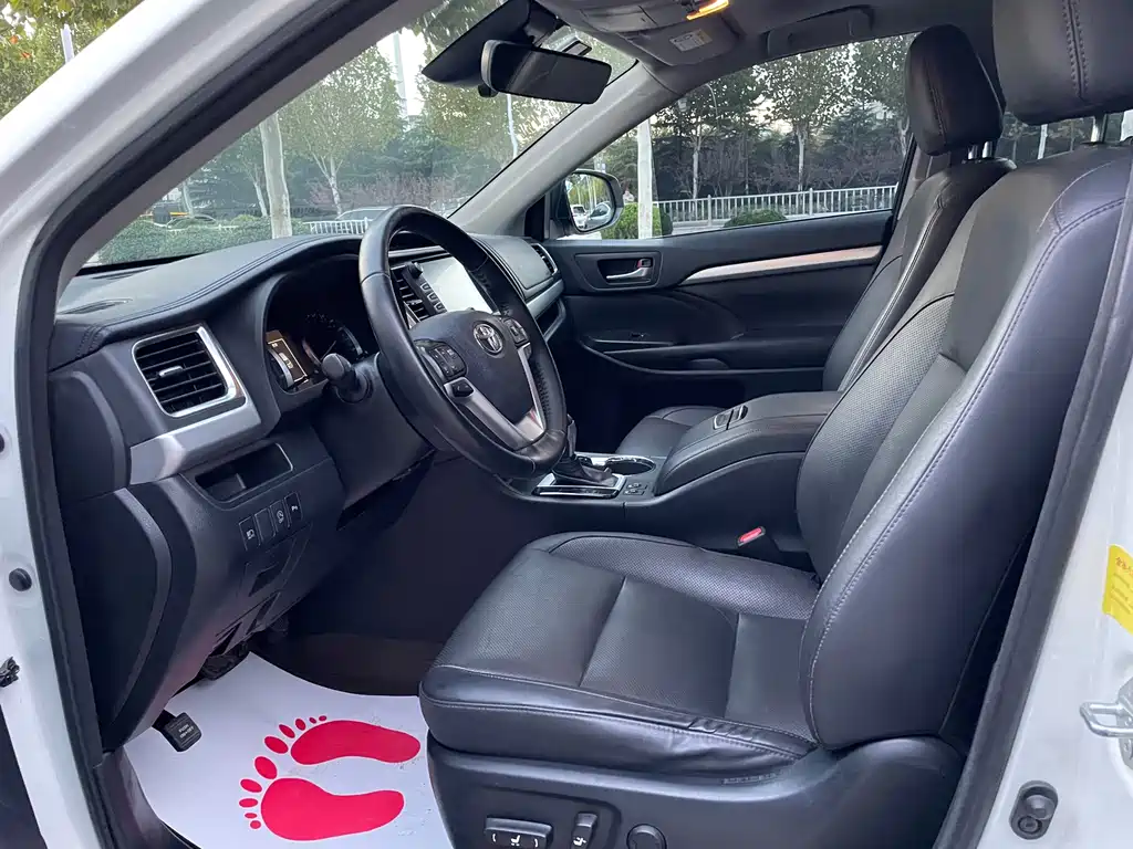 Toyota Highlander — миниатюра 7