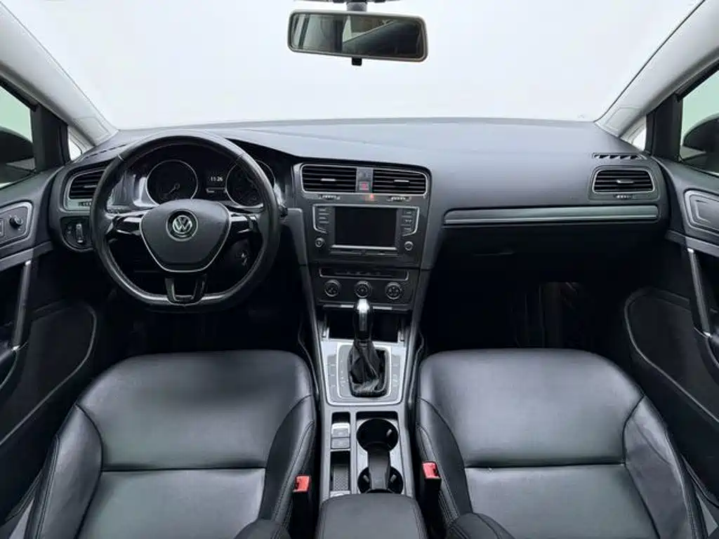 Volkswagen Golf — миниатюра 14