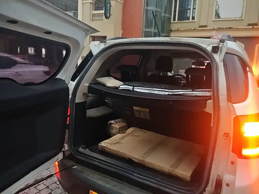BYD Yuan EV — миниатюра 19