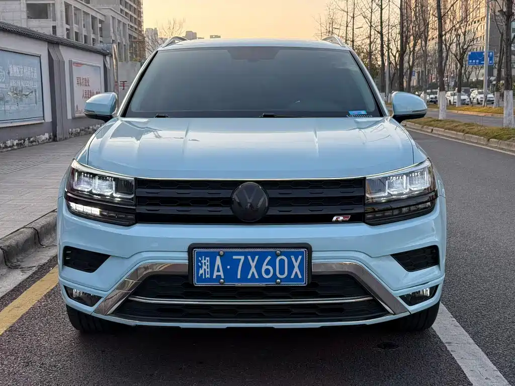 VOLKSWAGEN TUYUE