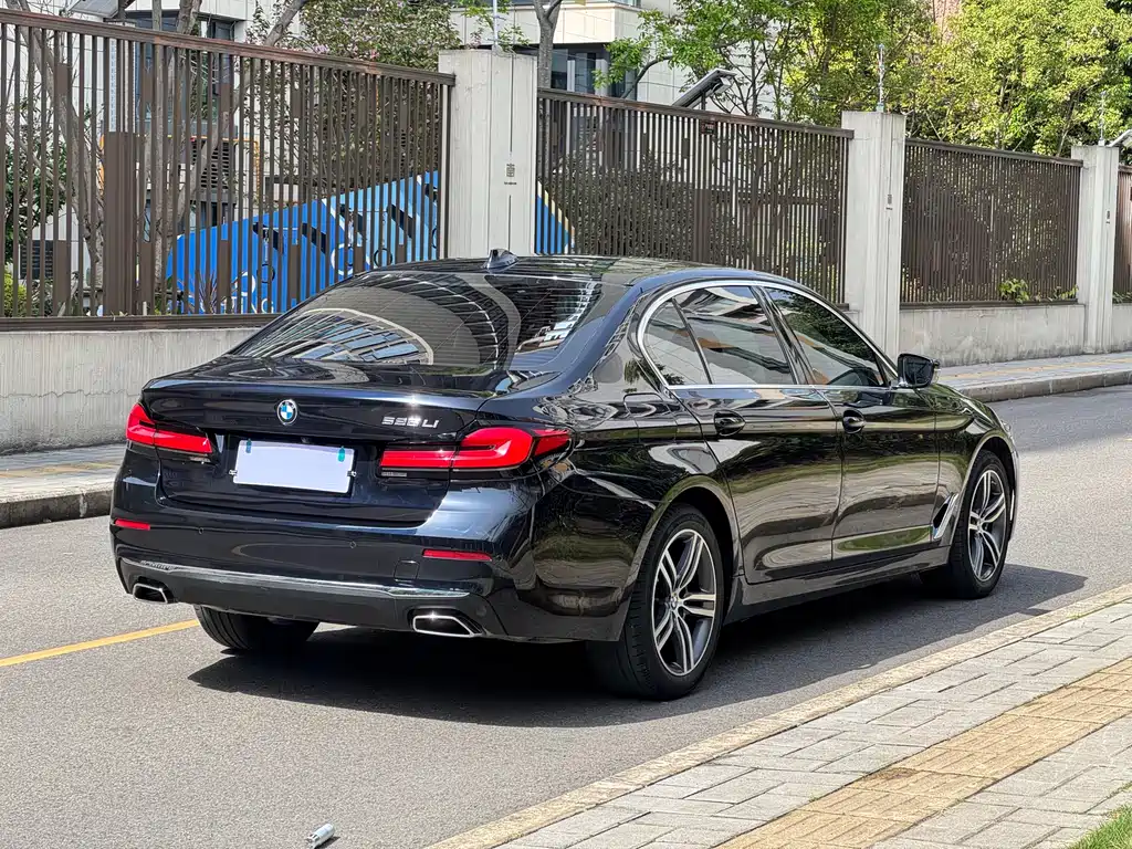BMW 5 Series 5 2021 525Li Luxury