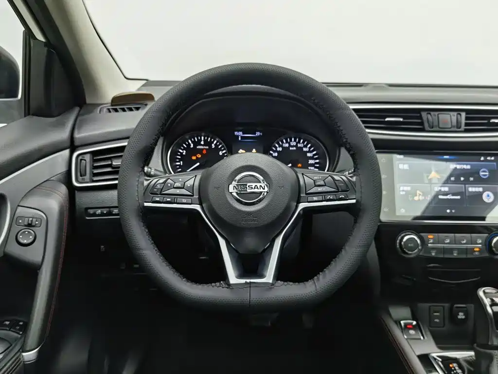 Nissan Qashqai — миниатюра 11