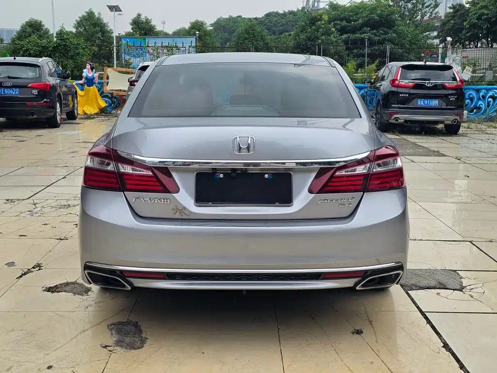 Honda Accord — миниатюра 21