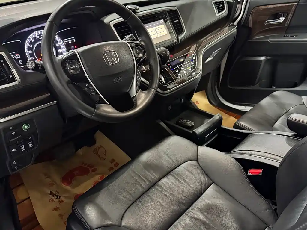 Honda Odyssey — миниатюра 10