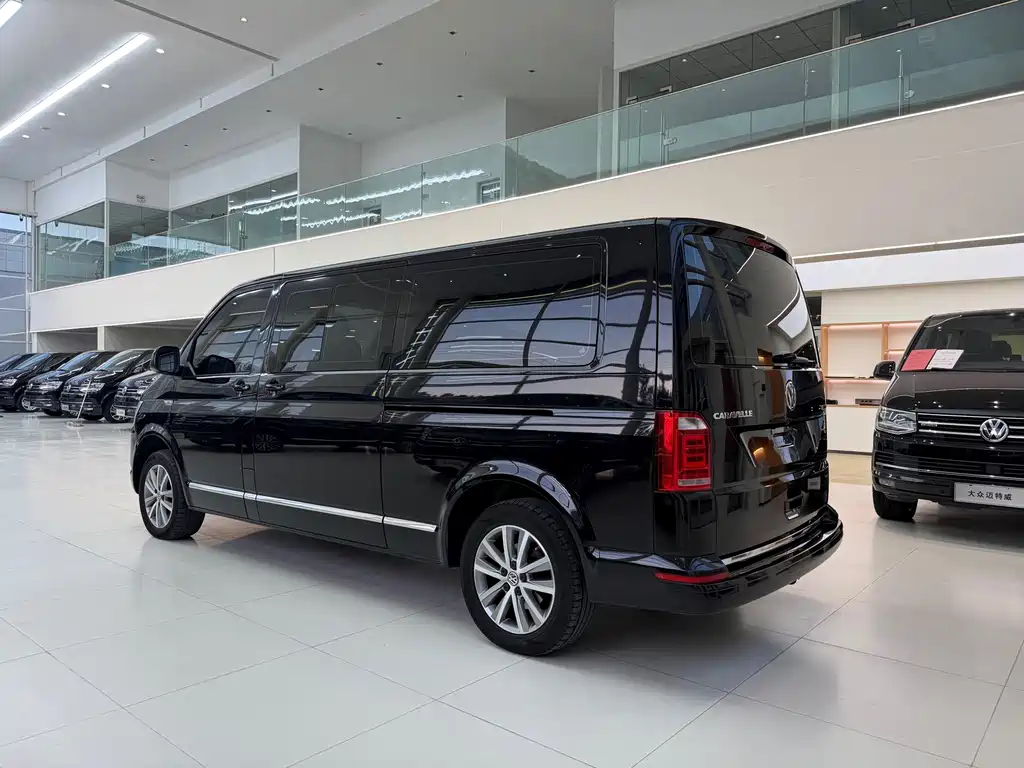 Volkswagen Caravelle — миниатюра 4
