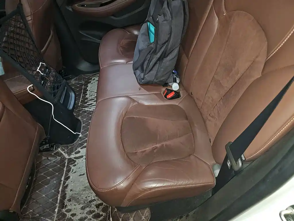 Buick Envision Plus — миниатюра 13