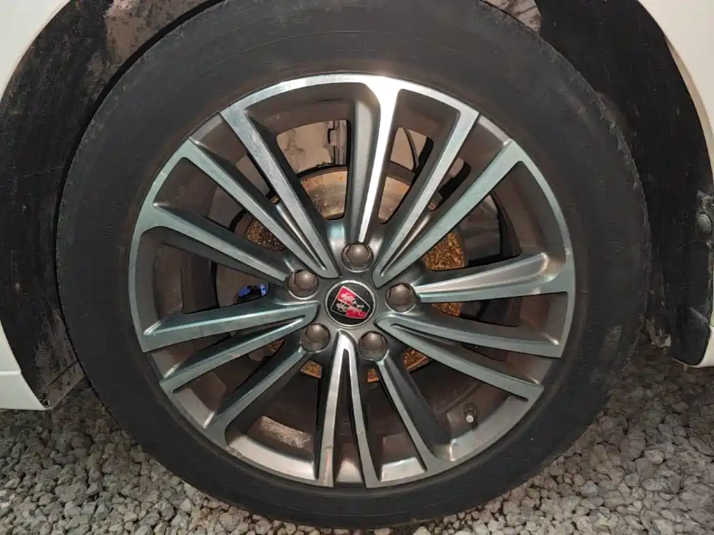 Roewe i6 Classic — миниатюра 23