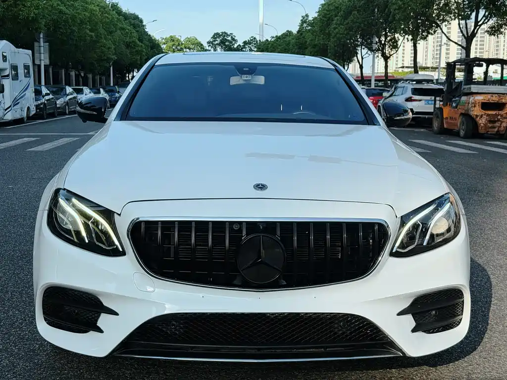 Mercedes-Benz E-Class E 2018 E 200 L Sport