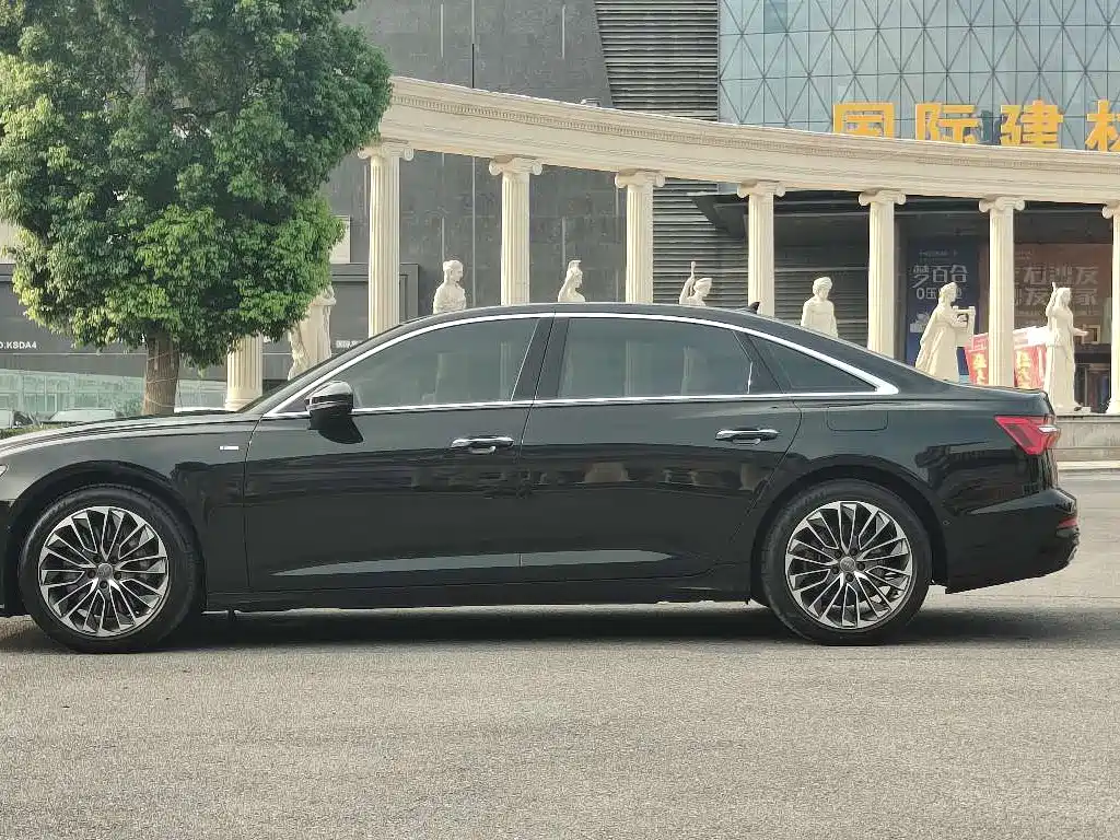 Audi A6L New Energy — миниатюра 6