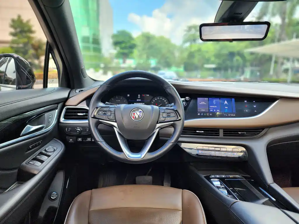 Buick Enclave — миниатюра 16