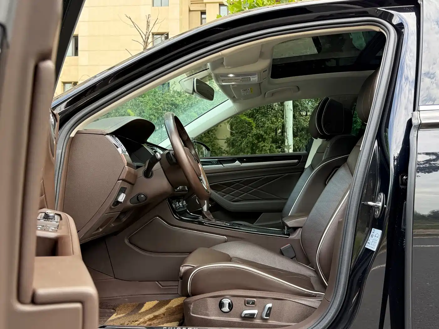 Volkswagen Phideon