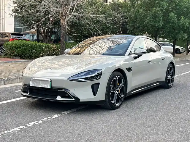 Xiaomi SU7