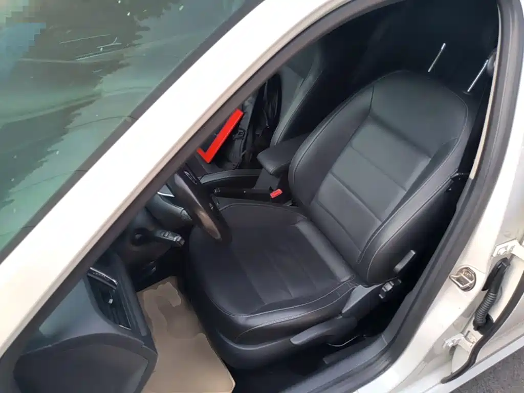 Volkswagen Lavida — миниатюра 15