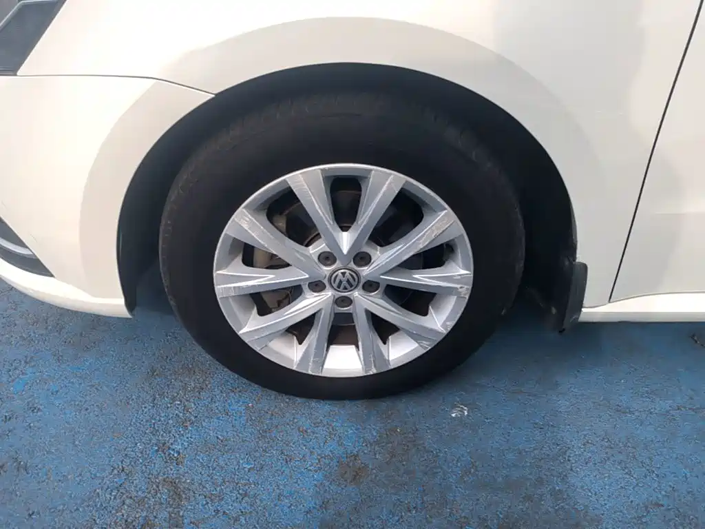 Volkswagen Lavida — миниатюра 23