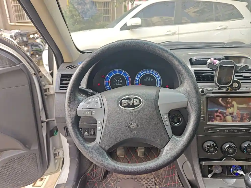 BYD L3 — миниатюра 11