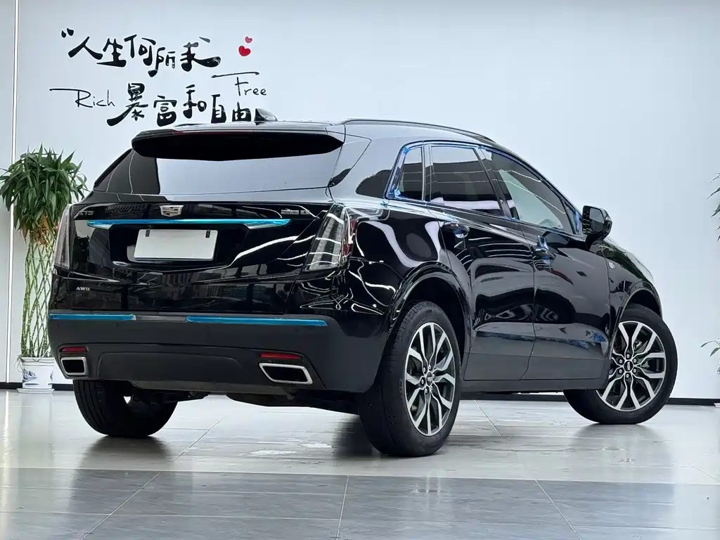 Cadillac XT5 — миниатюра 3