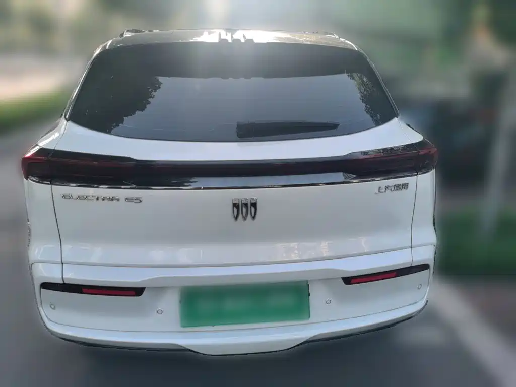 Buick E5 — миниатюра 3