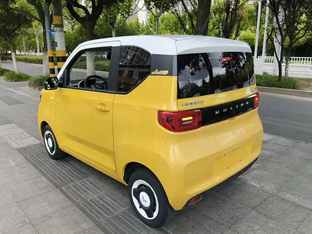 Wuling MINIEV — миниатюра 5
