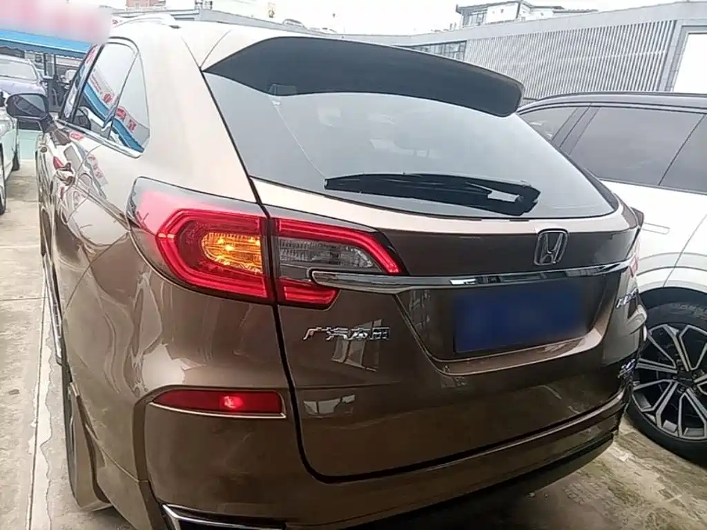 Honda Avancier — миниатюра 6