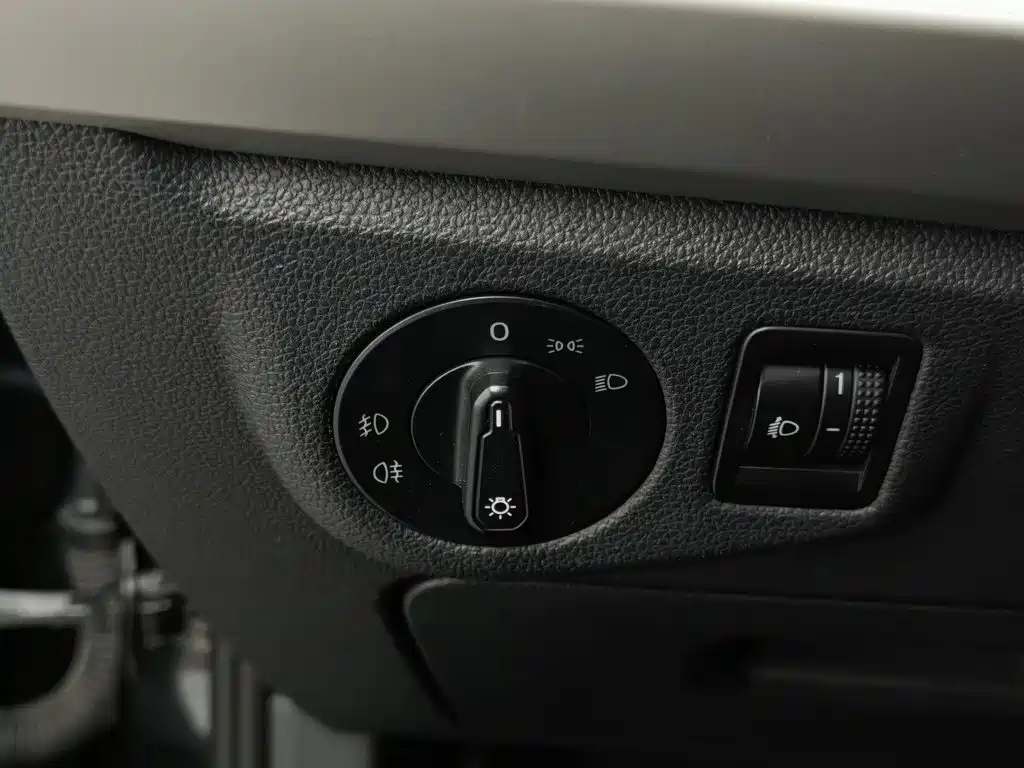 Volkswagen Lavida — миниатюра 21