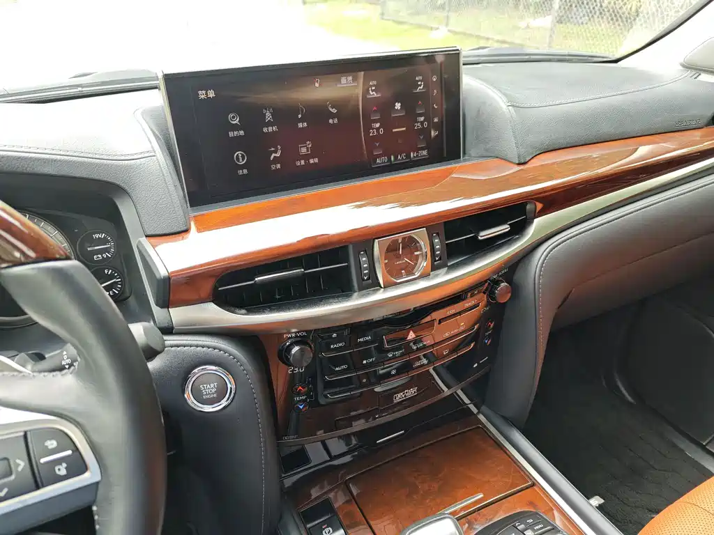 Lexus LX — фотографии объявления, Фото 19