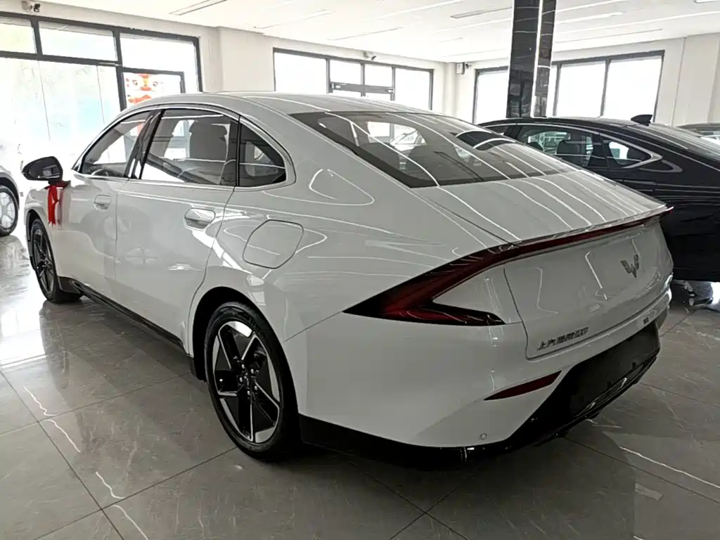 Wuling Xingguang — миниатюра 5
