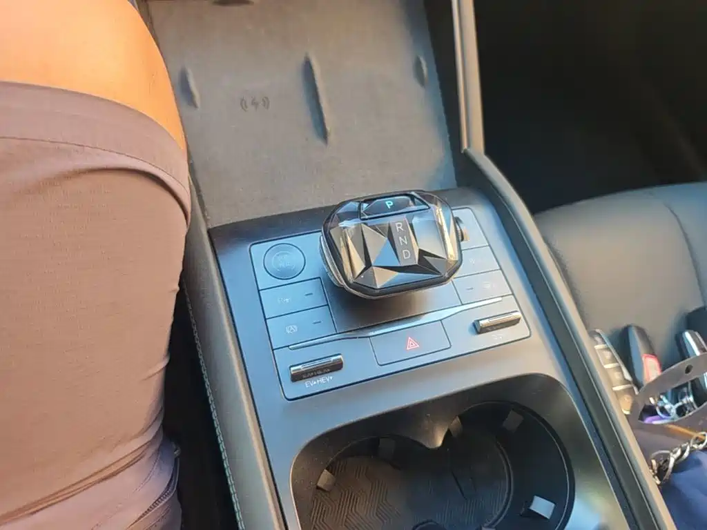 BYD Qin L — миниатюра 14