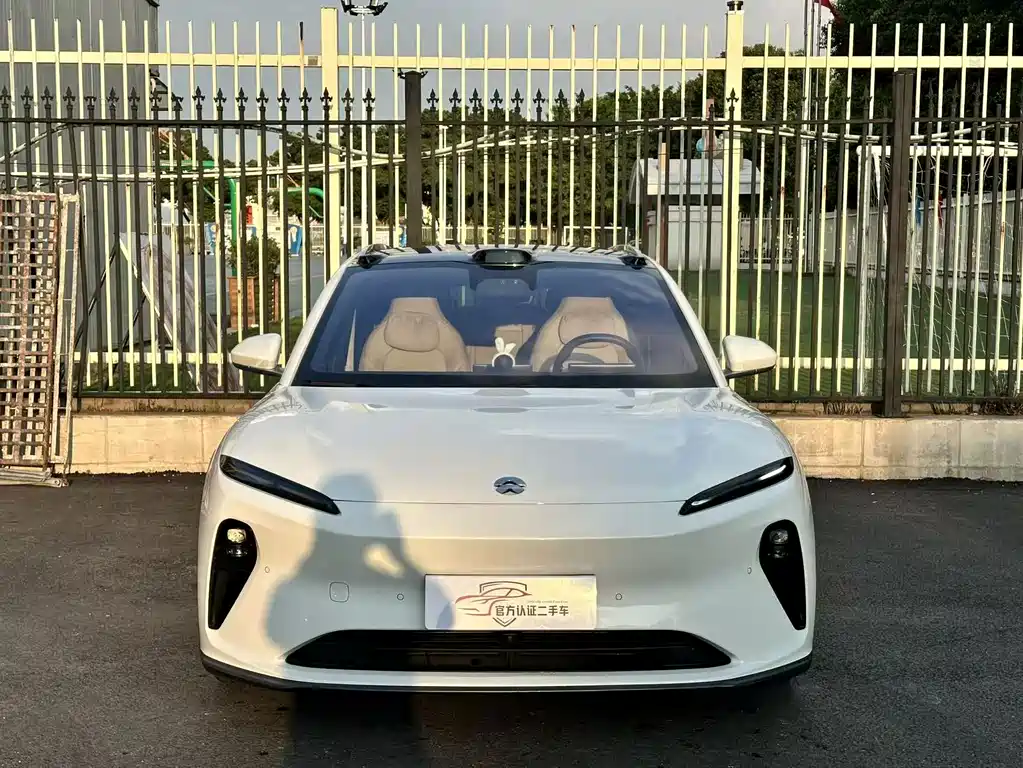 NIO ET5T — миниатюра 2