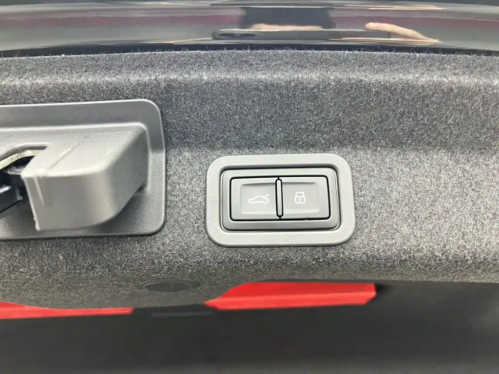 Audi A6L — миниатюра 27