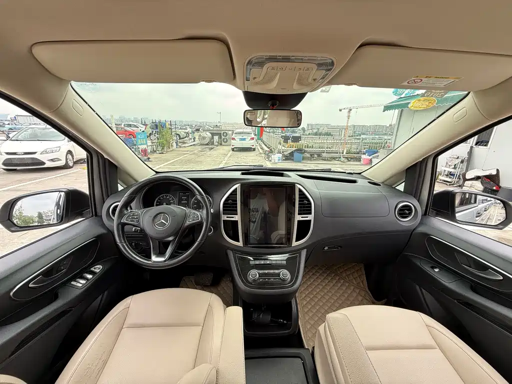 Mercedes-Benz Vito — миниатюра 9