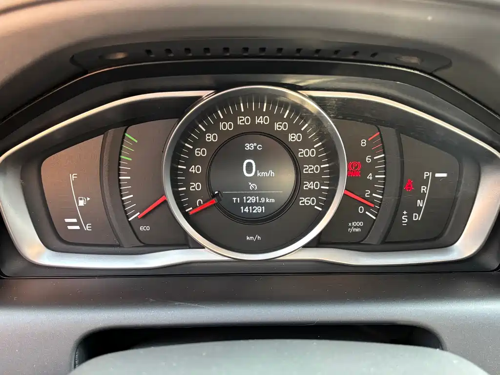 Volvo XC60 — миниатюра 5