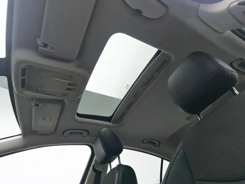 Chevrolet Cruze — миниатюра 14